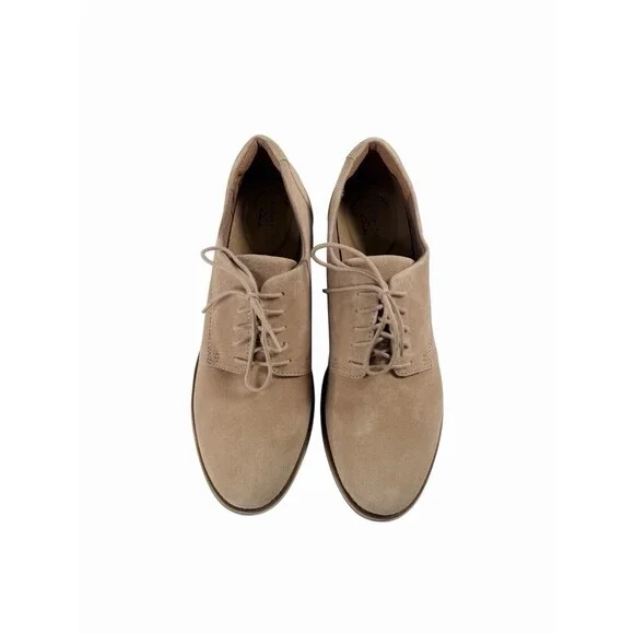 Clarks Collection Ultimate Comfort Women's 9.5 Tan Suede Oxford Lace-Up - Picture 2 of 7